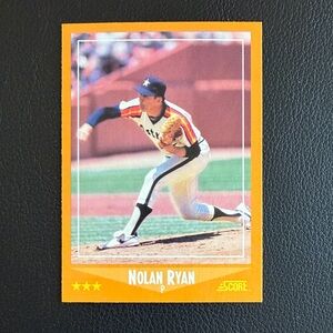 1988 Score baseball card/NOLAN RYAN/#575
NOT GRADED/ Excellent condition